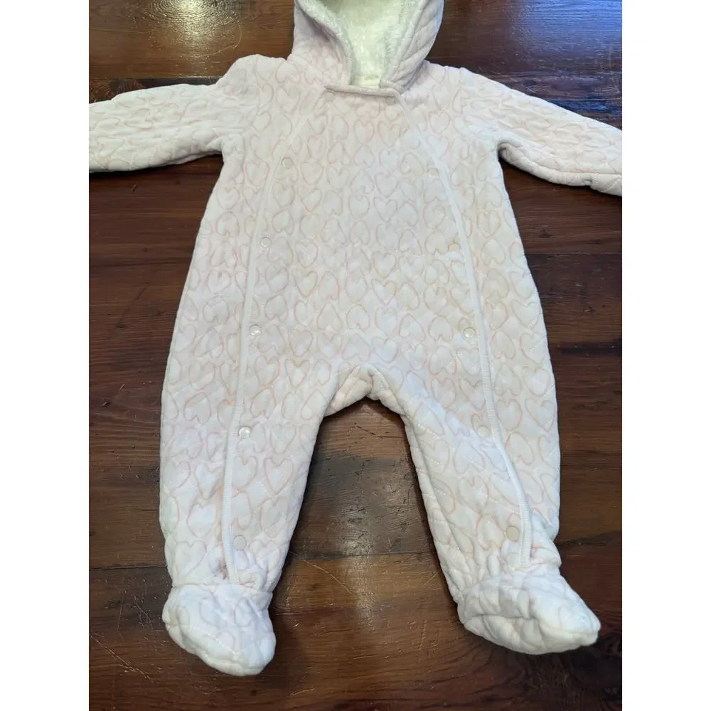 Nordstrom Light Pink Heart Print Bunting Suit 9 months Quilted Bear Suit Warm